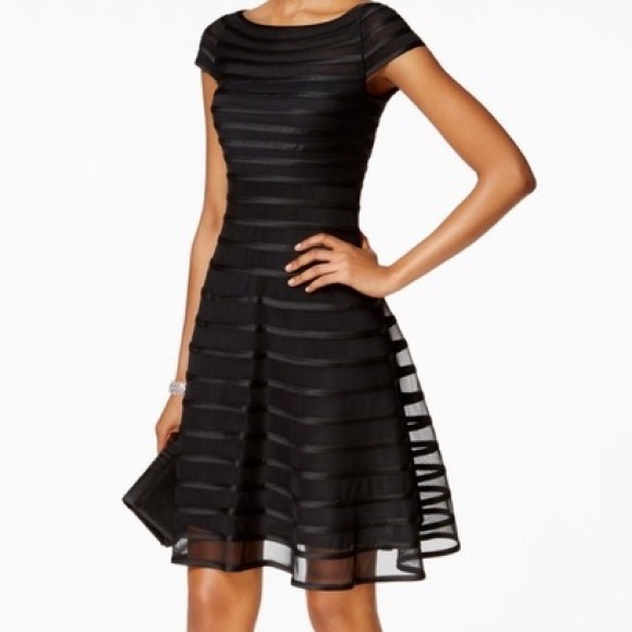 Betsy & Adam Dresses & Skirts - Black cap sleeved fit and flare dress